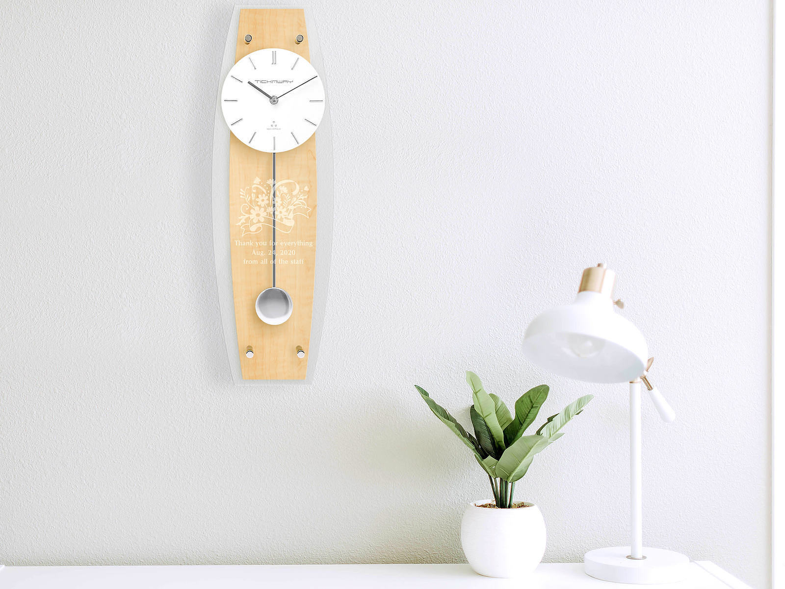 "これから" の時間を刻む時計を退職祝いに