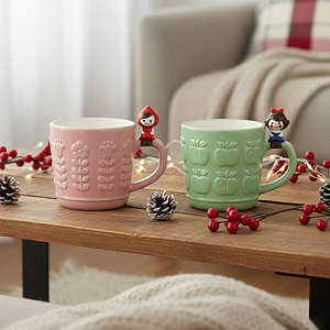 おすわりマグ 赤ずきん 2