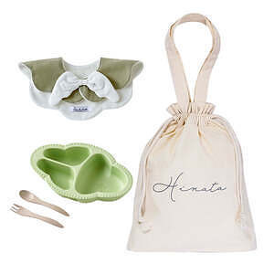ベビーお食事ギフトセット 名入れ巾着バッグ入り グリーン