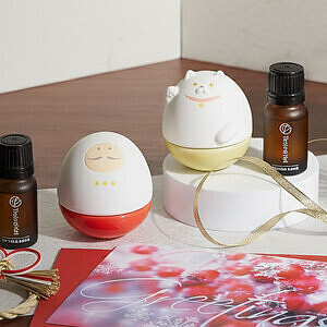 おきあがりこぼしのアロマギフトセット 招き猫 オレンジ メッセージカード付 0