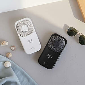 ポータブル＆スタンドファン ホワイト 誕生日カード付 2