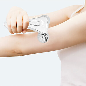 フェイシャルローラー 母の日カード付 1