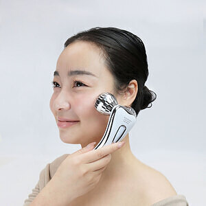 フェイシャルローラー 母の日カード付 9