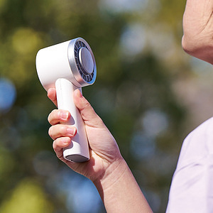 冷却プレートUSBハンディファン ホワイト 母の日カード付 0