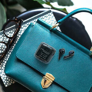 ワイヤレスイヤホン スケルトン 2