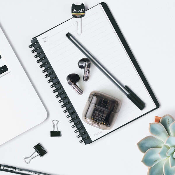 ワイヤレスイヤホン スケルトン ブラック